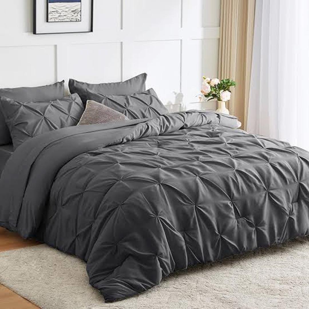 Pin tuck luxury beddings second image