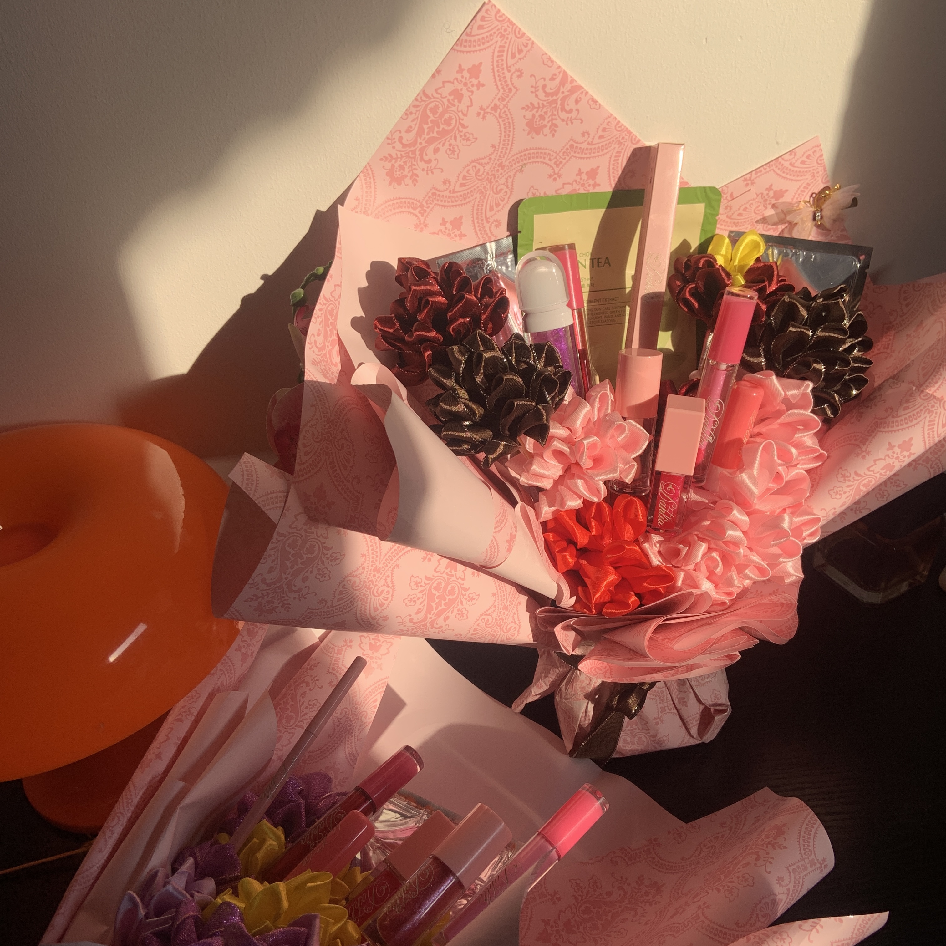 Gloss Bouquets💐 image