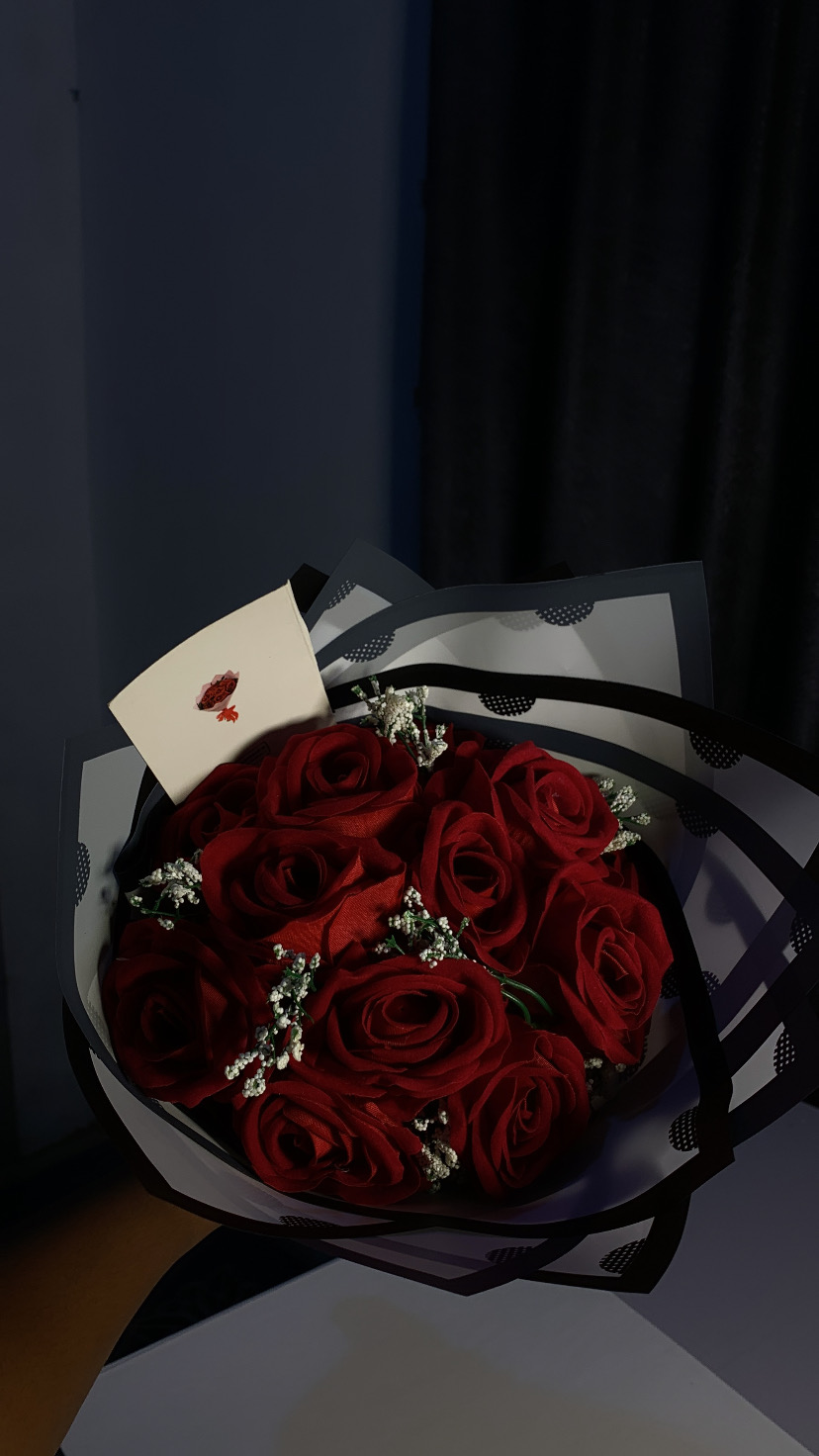 Elegant Artificial Flower Display image