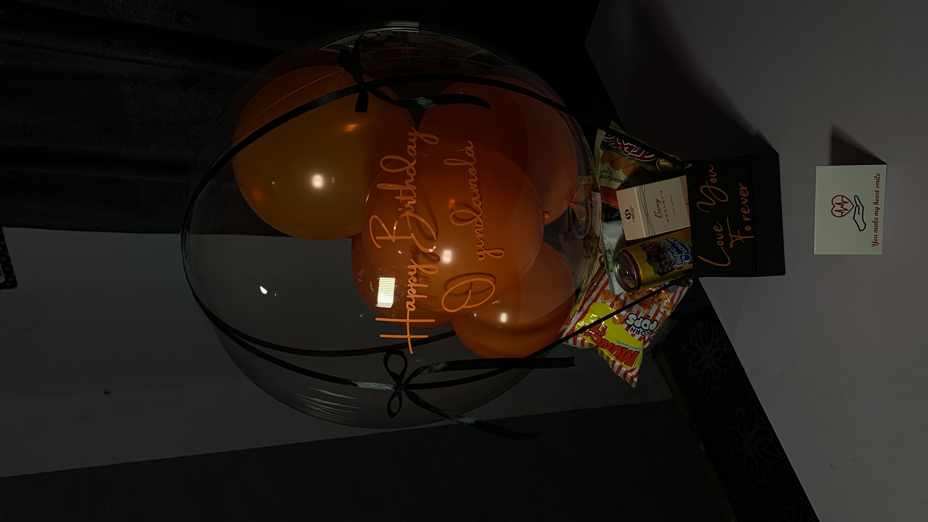 Balloon treat boxes for girls image
