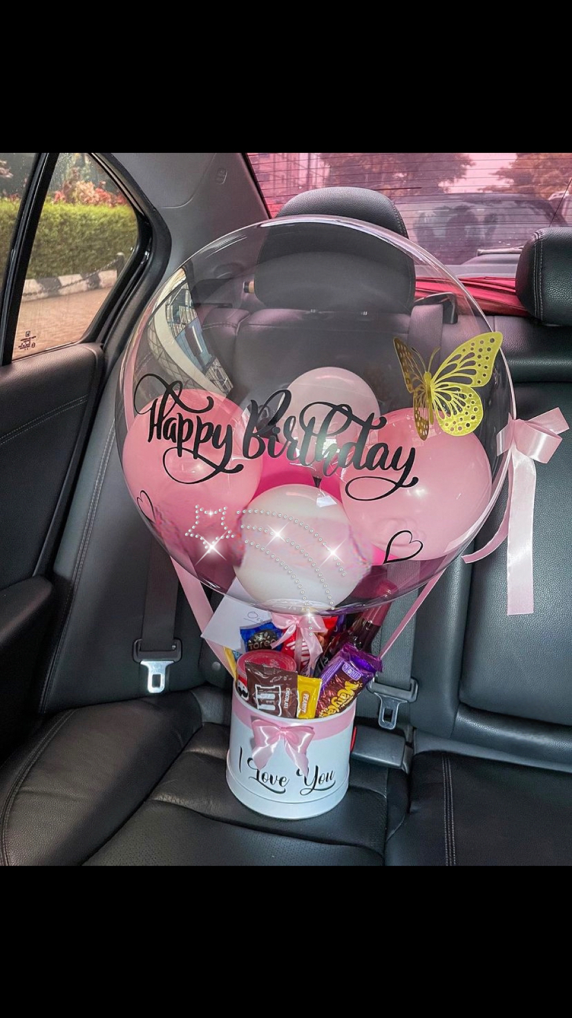 Balloon treat boxes image