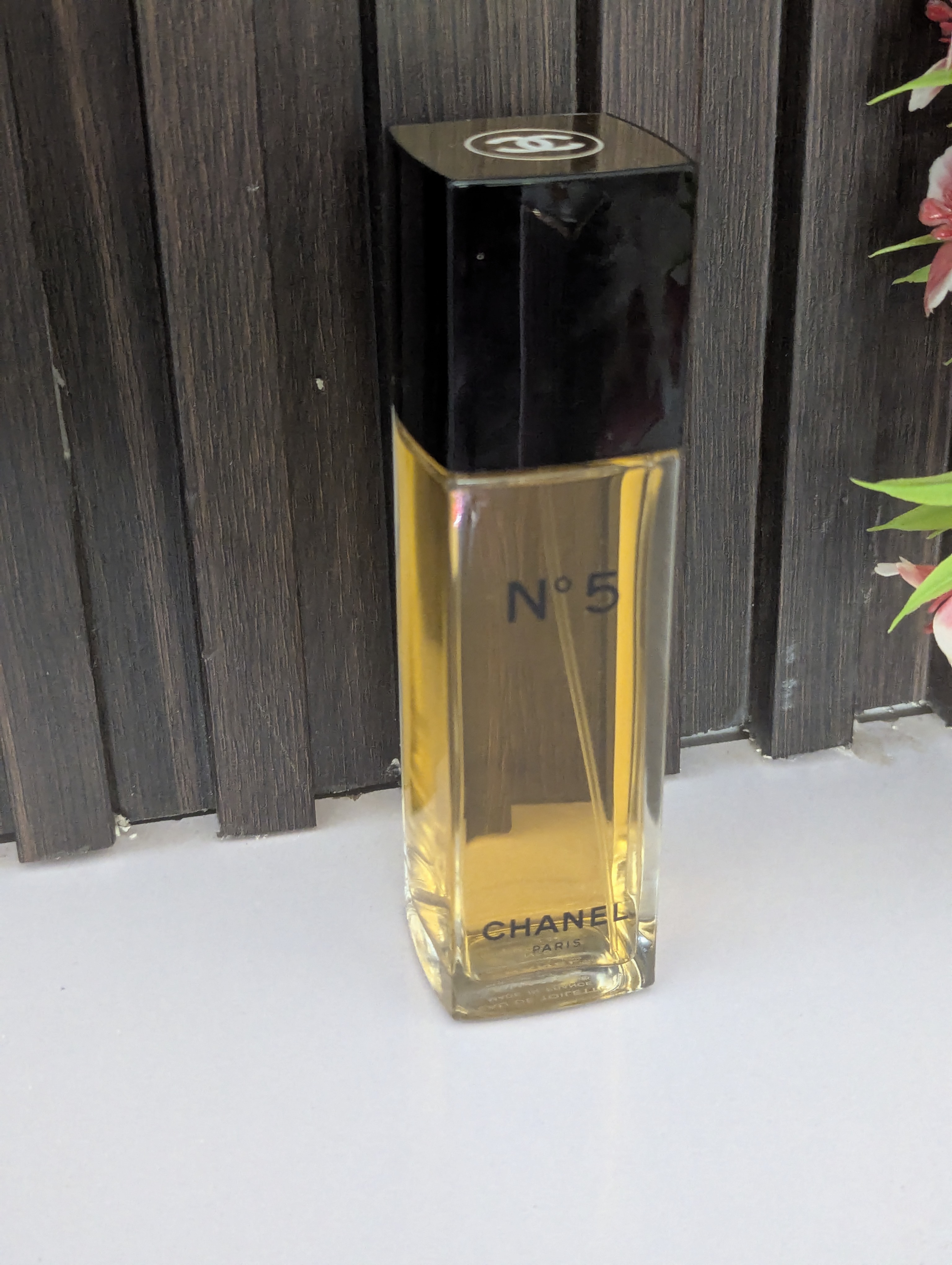 Coco Chanel No.5 image