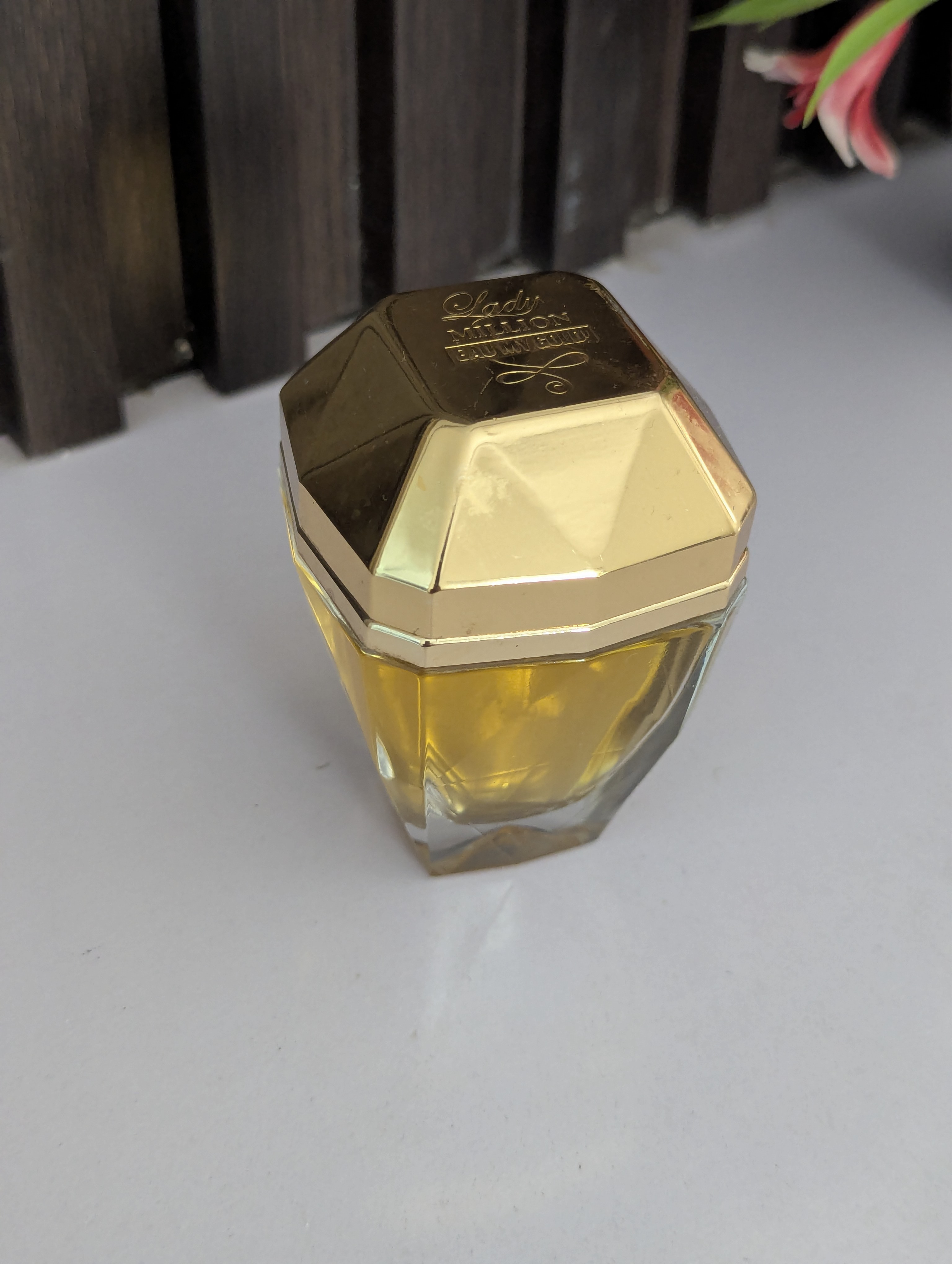 lady million Gold image