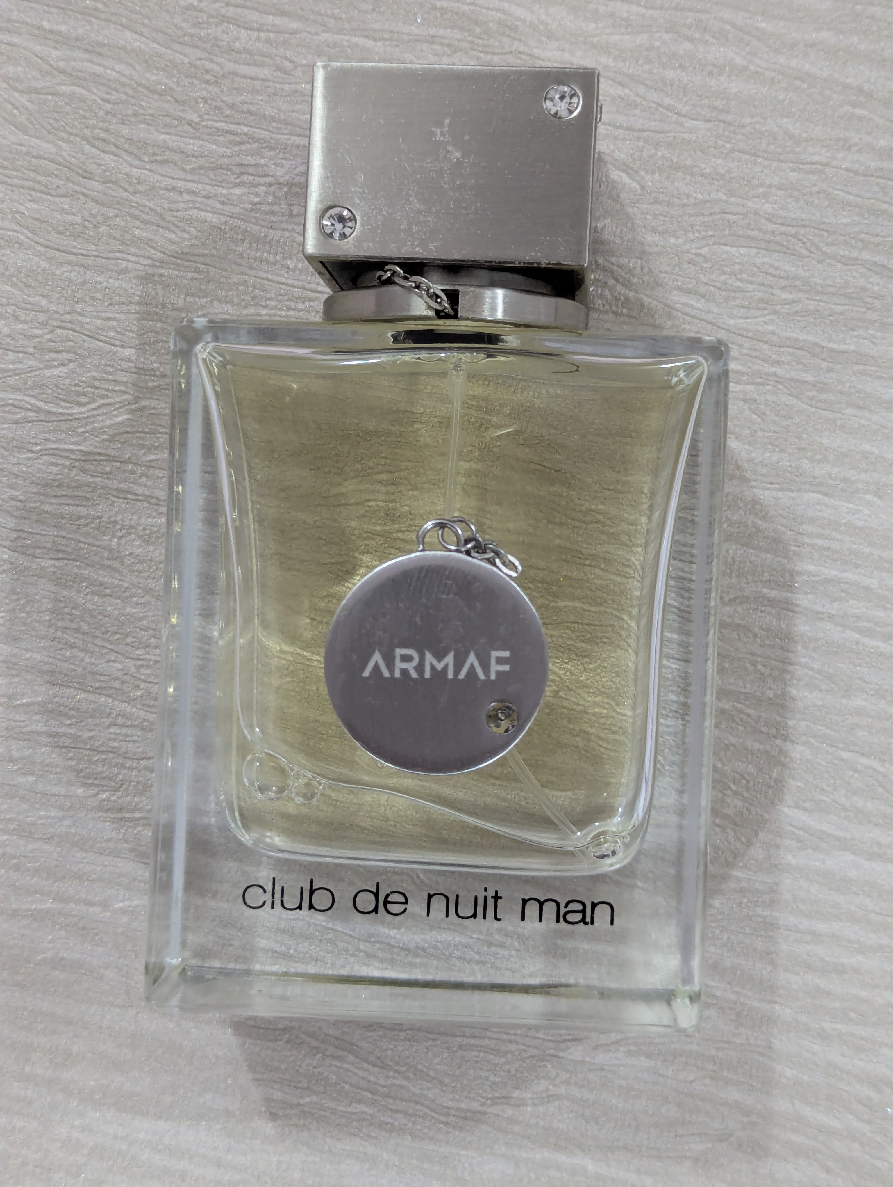 Club de nuit man image