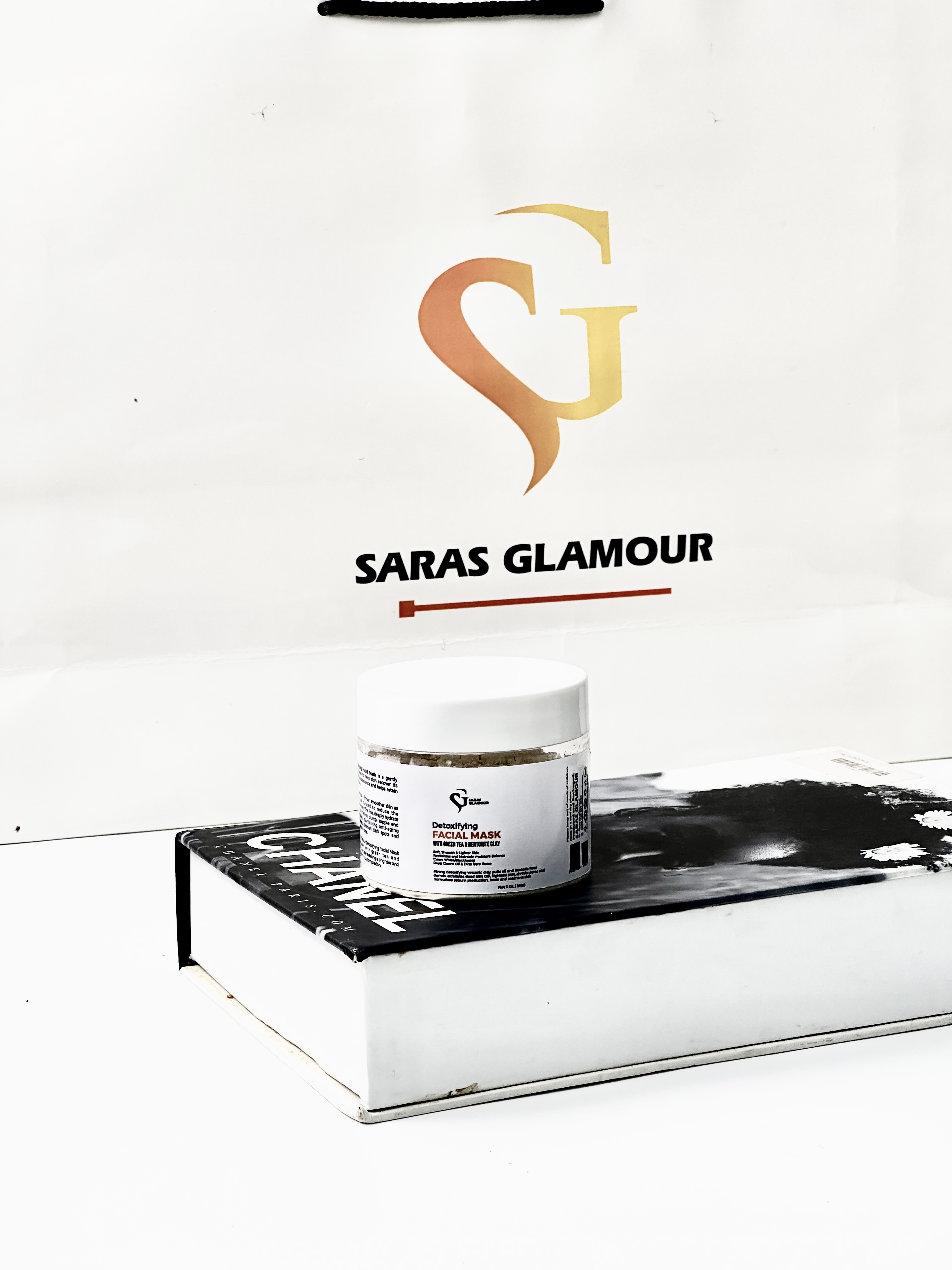 Detoxifying Facial Mask image