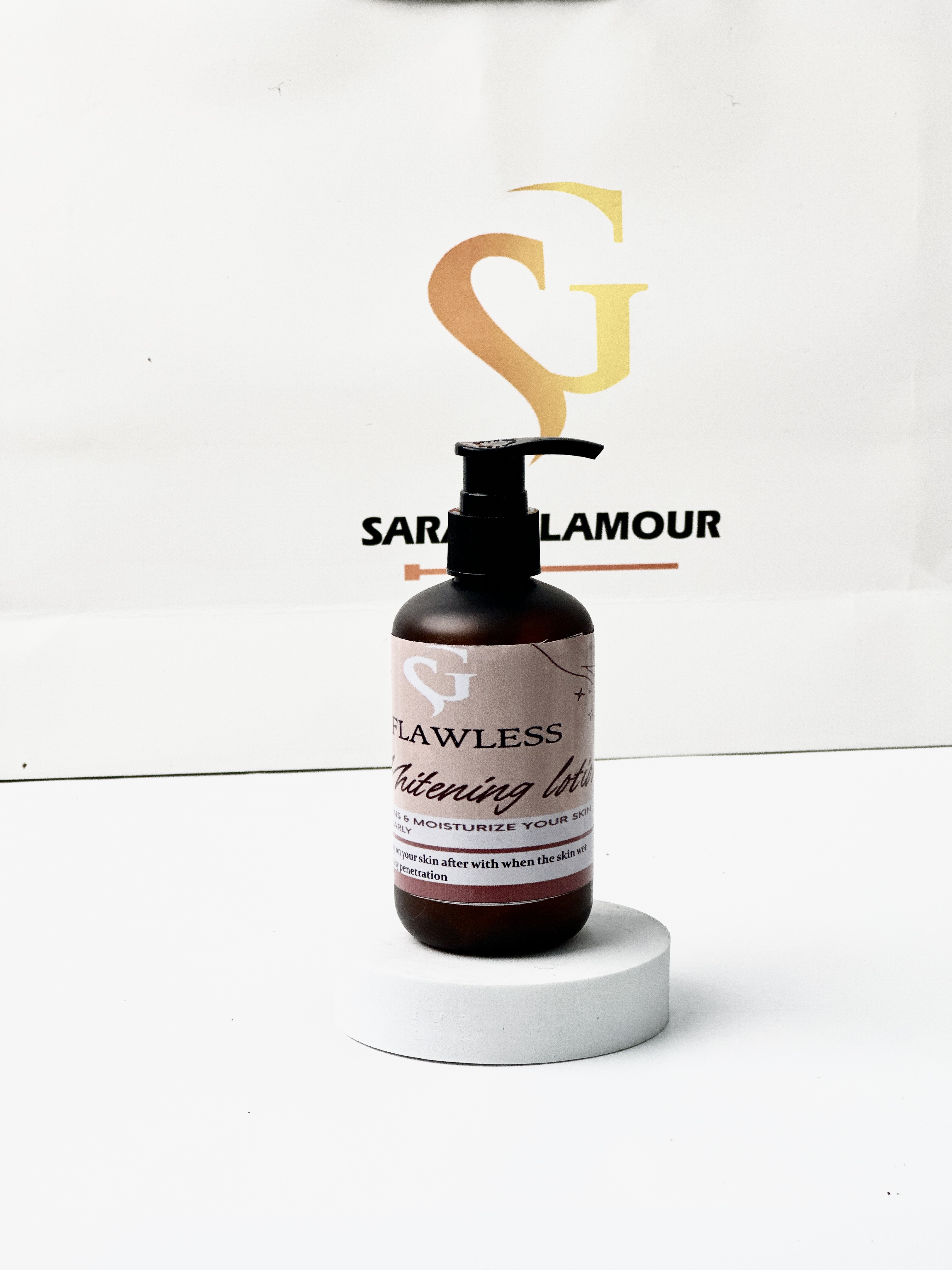 Flawless Whitening Lotion image
