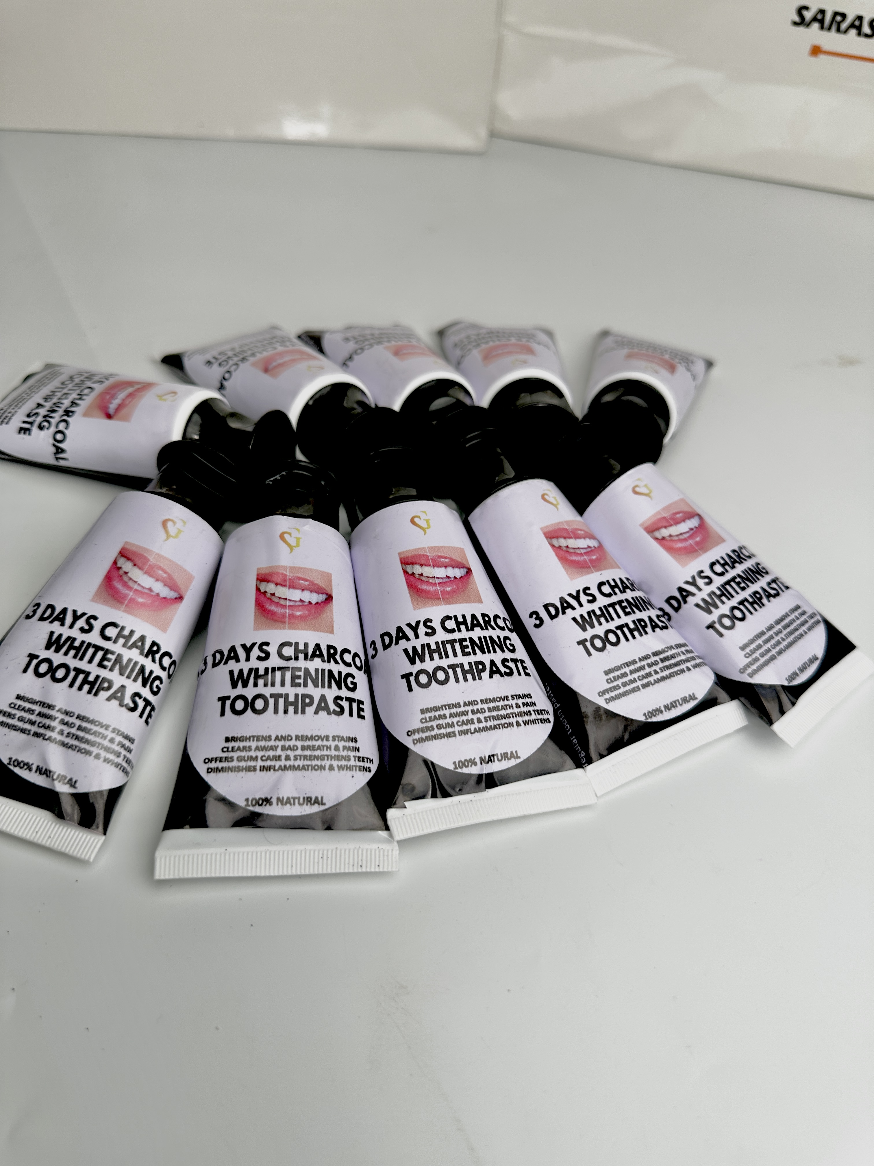 3 Days Teeth Whitener Tooth Paste image