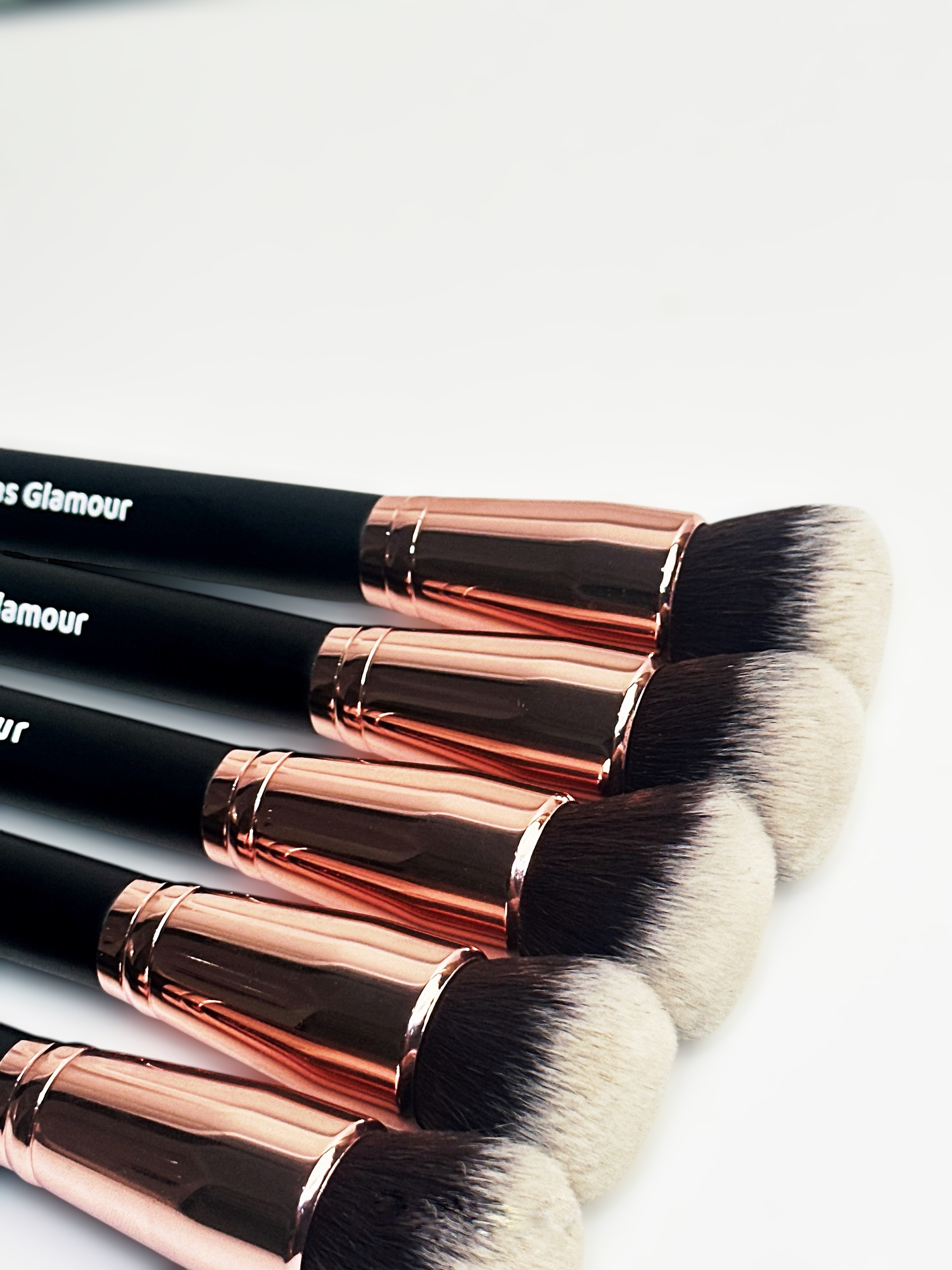 Shimmer Aplicator Brush image