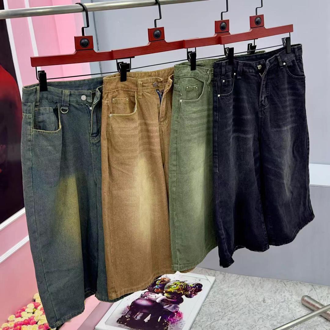 Luxury baggy shorts second image