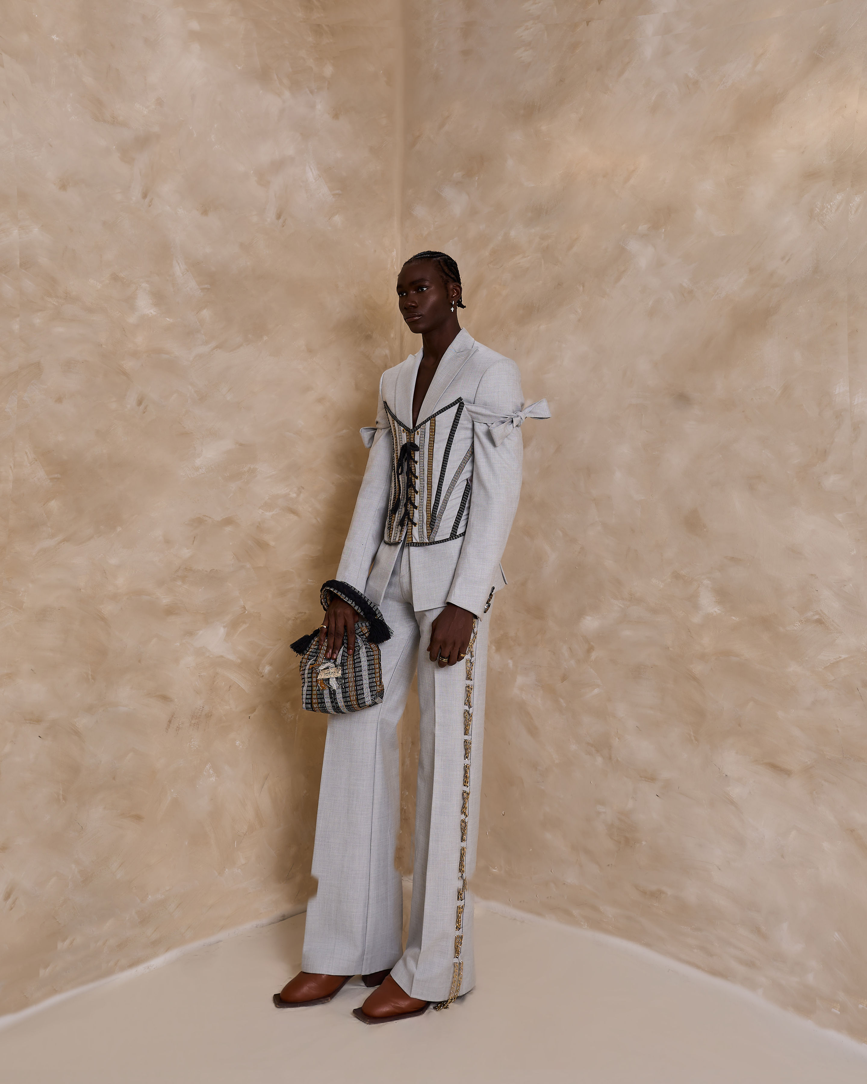 The Prominent set image