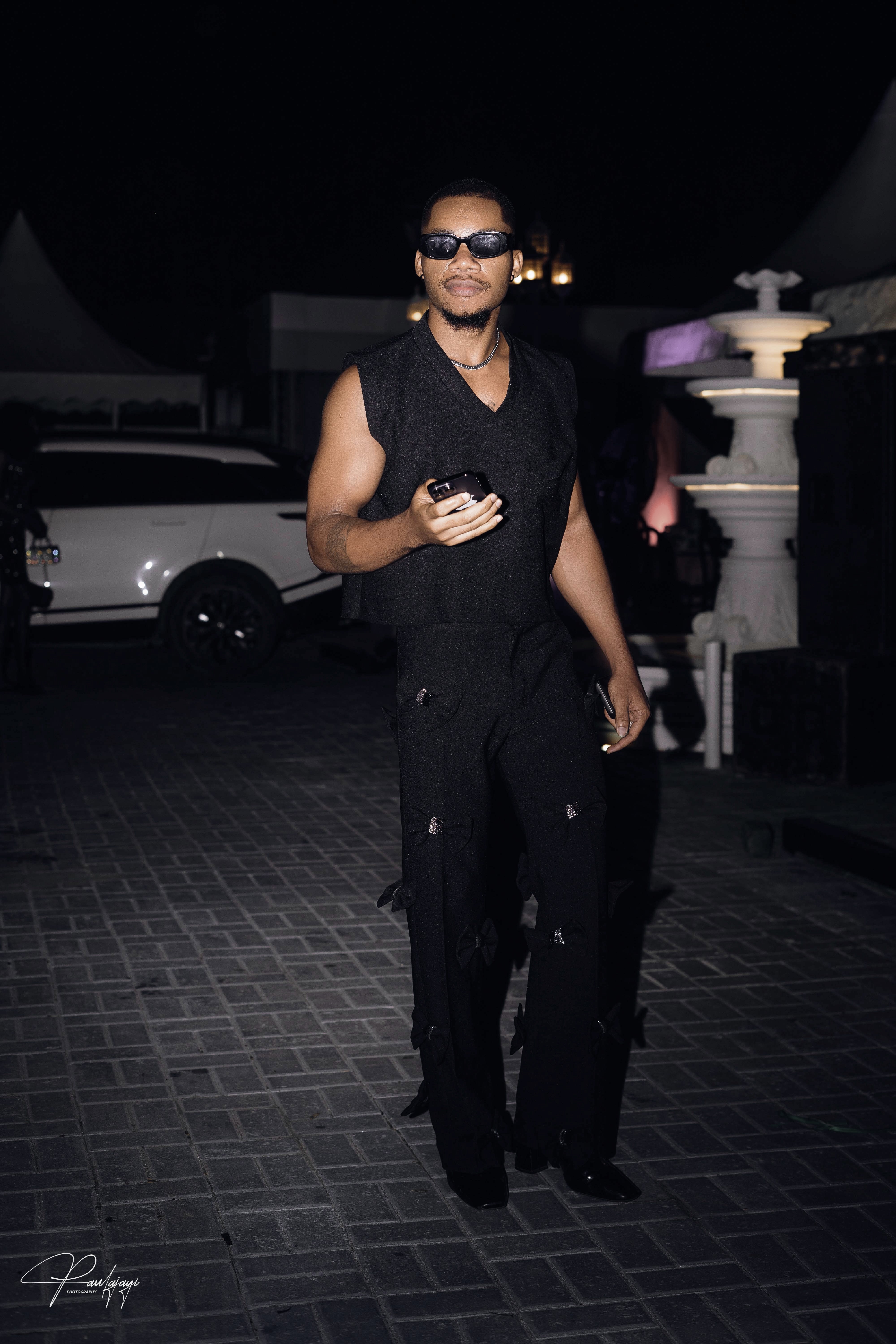 THE SLEEVELESS BOW SET image