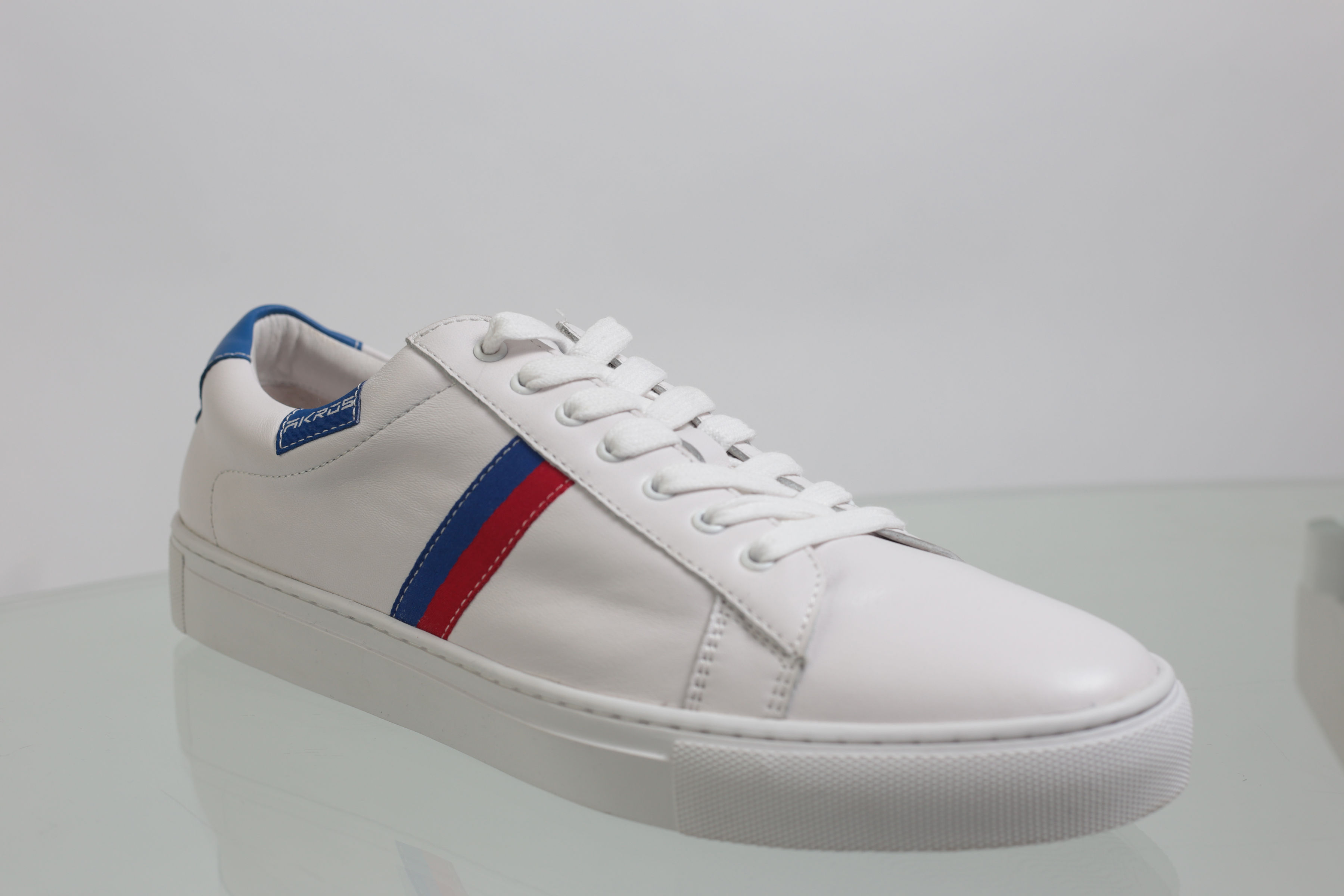 Azeus Figo Fashion Sneakers Image