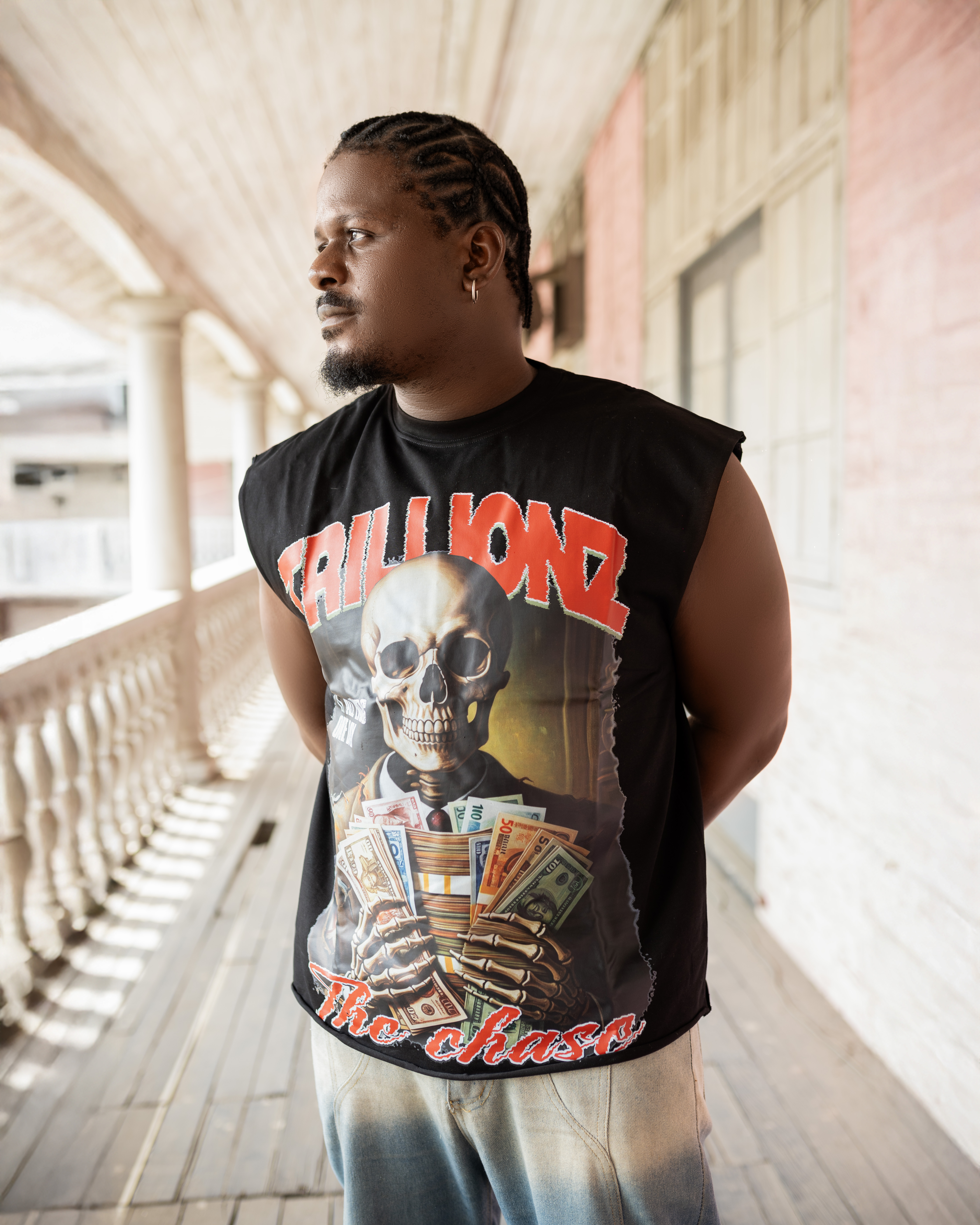 Dark chase sleeveless image