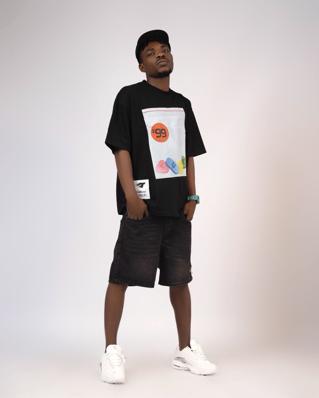 TRILLIONZ CLASSIC BLACK TEE