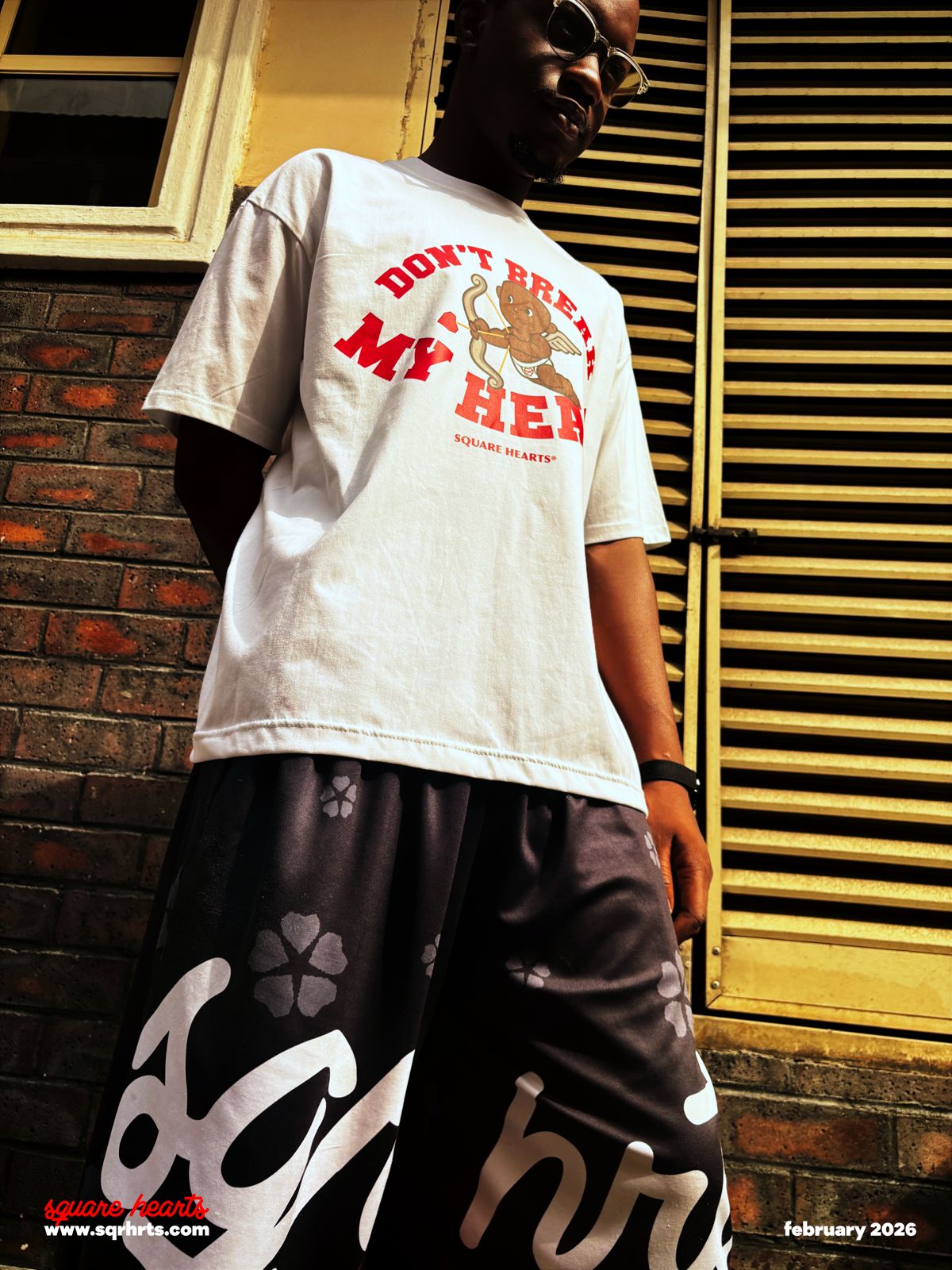 PETAL LOGO SHORTS image