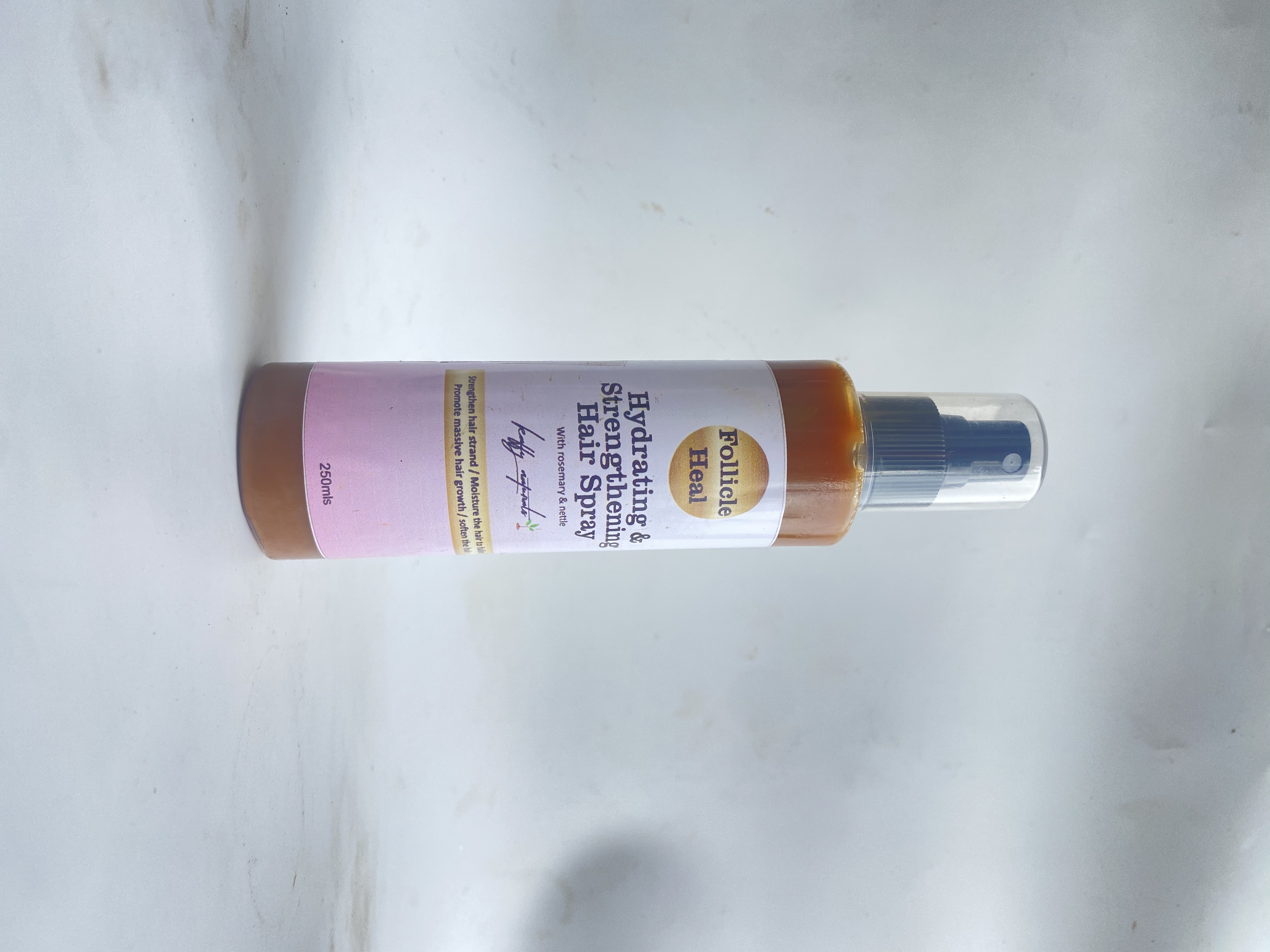 Hair strengthening spray image