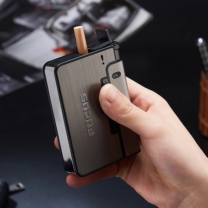 Automatic cigarette case Image