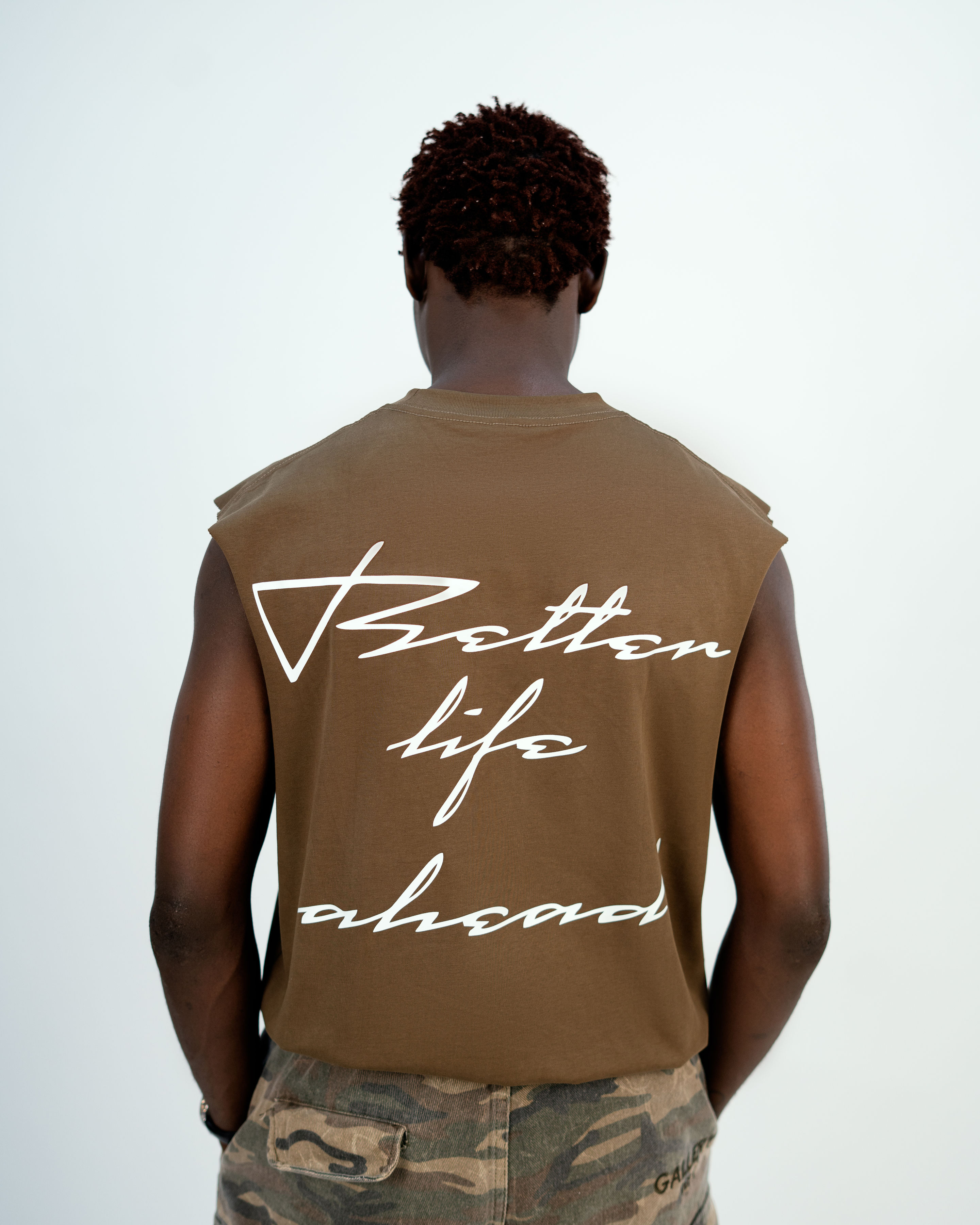 BLA, brown Amrless second image