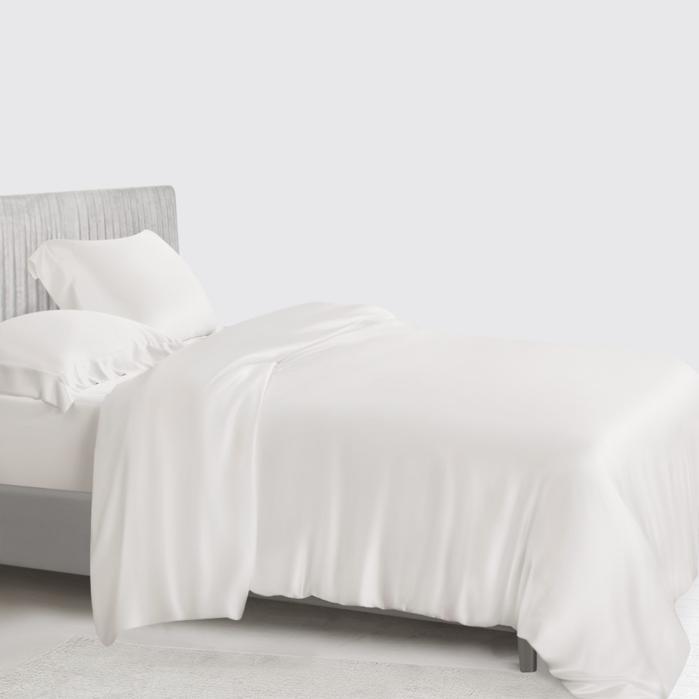 White — St Charles 6 Piece Egyptian Silk Bedding Set image