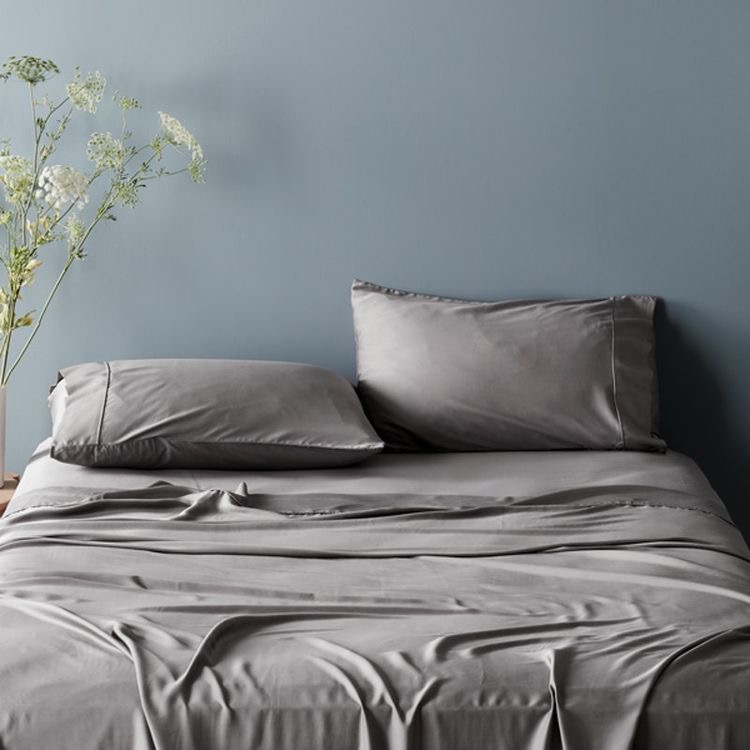 Grey 2 in 1 Sheet Set image