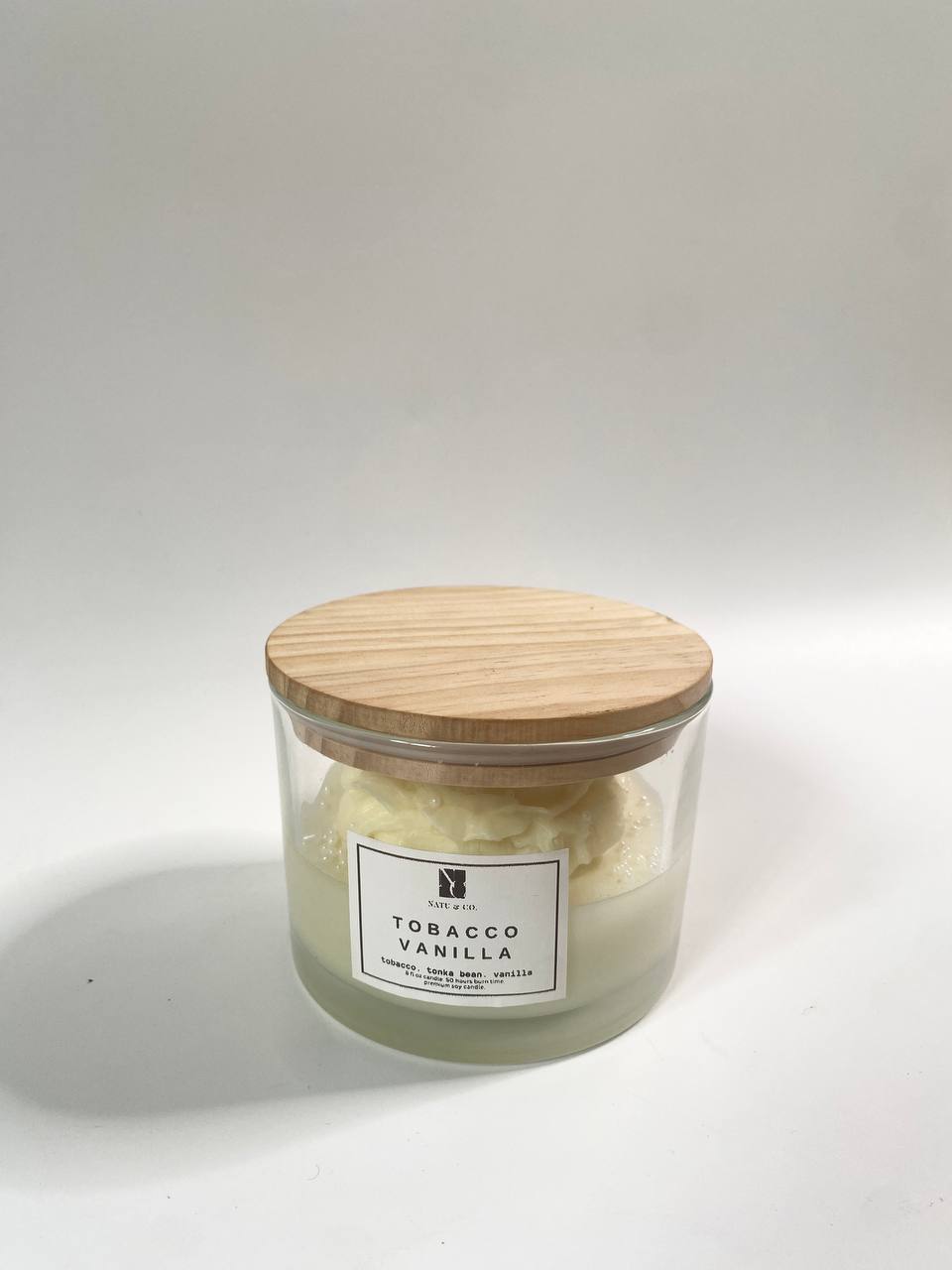 Pearl Peony Candle - Tobacco Vanilla Scented Soy Candle | 500g image
