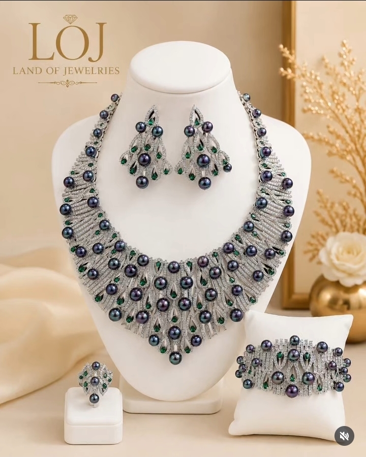 Handcrafted Four-piece Set with Black Pearls image
