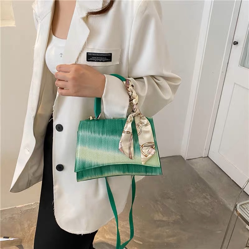 Out and about art bag image