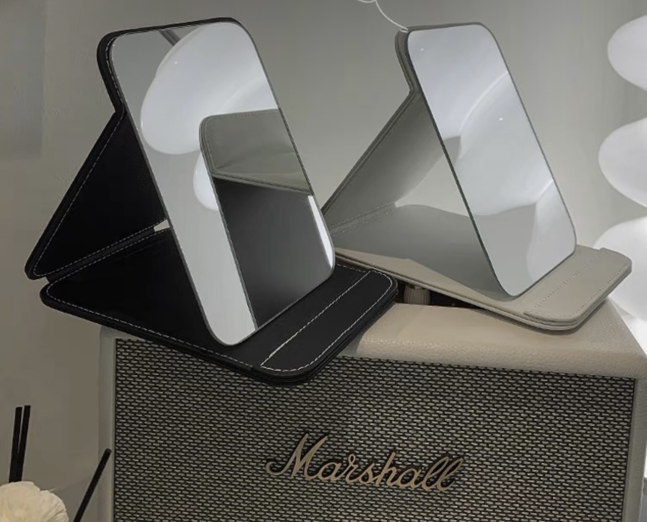 Chic glam portable mirror MK117 images