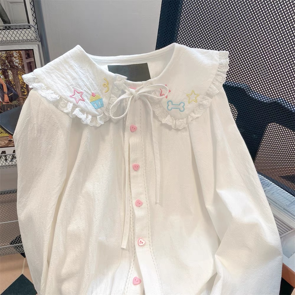 Not a stranger to fashion blouse BE141 image