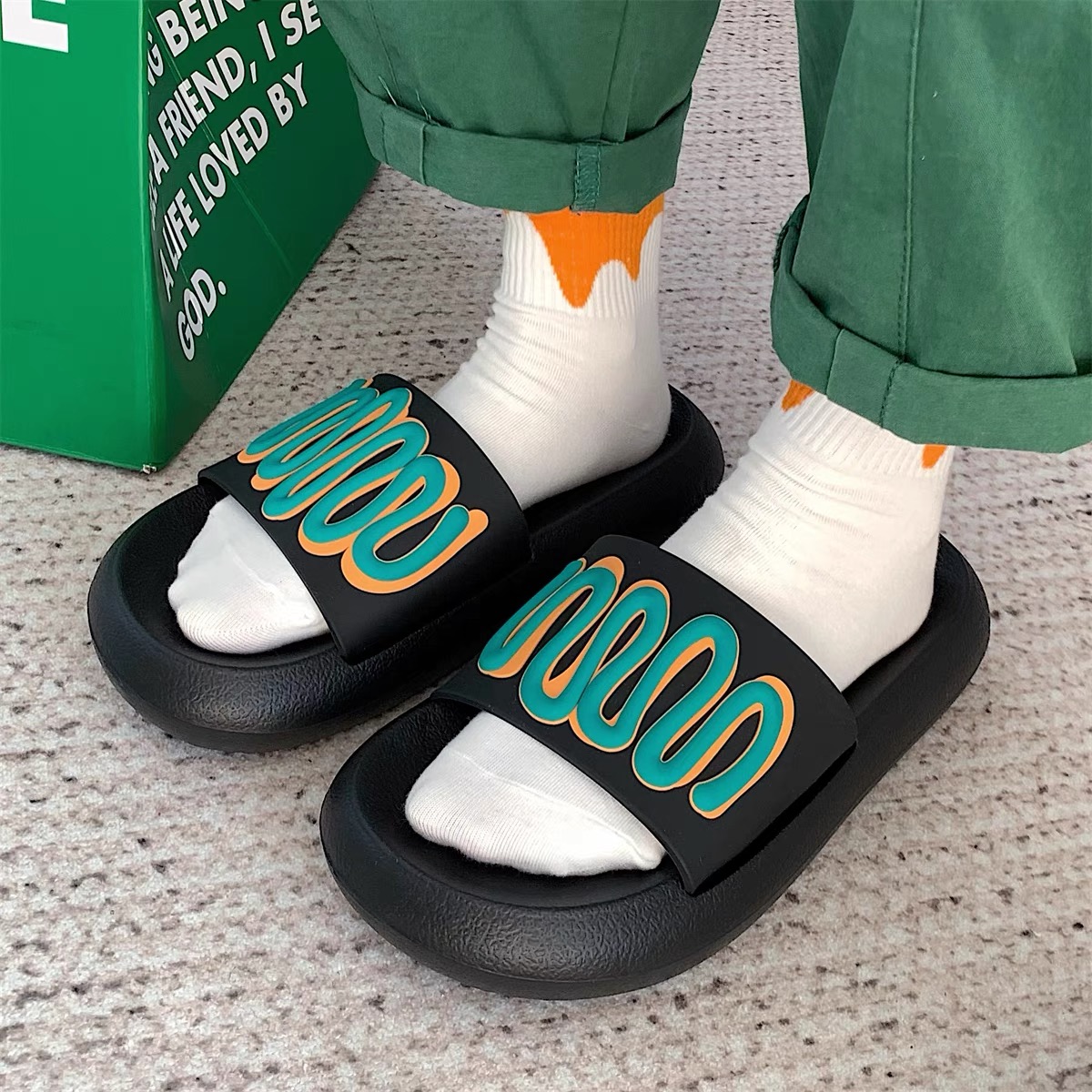 Hot dog slippers SNZZ388 image