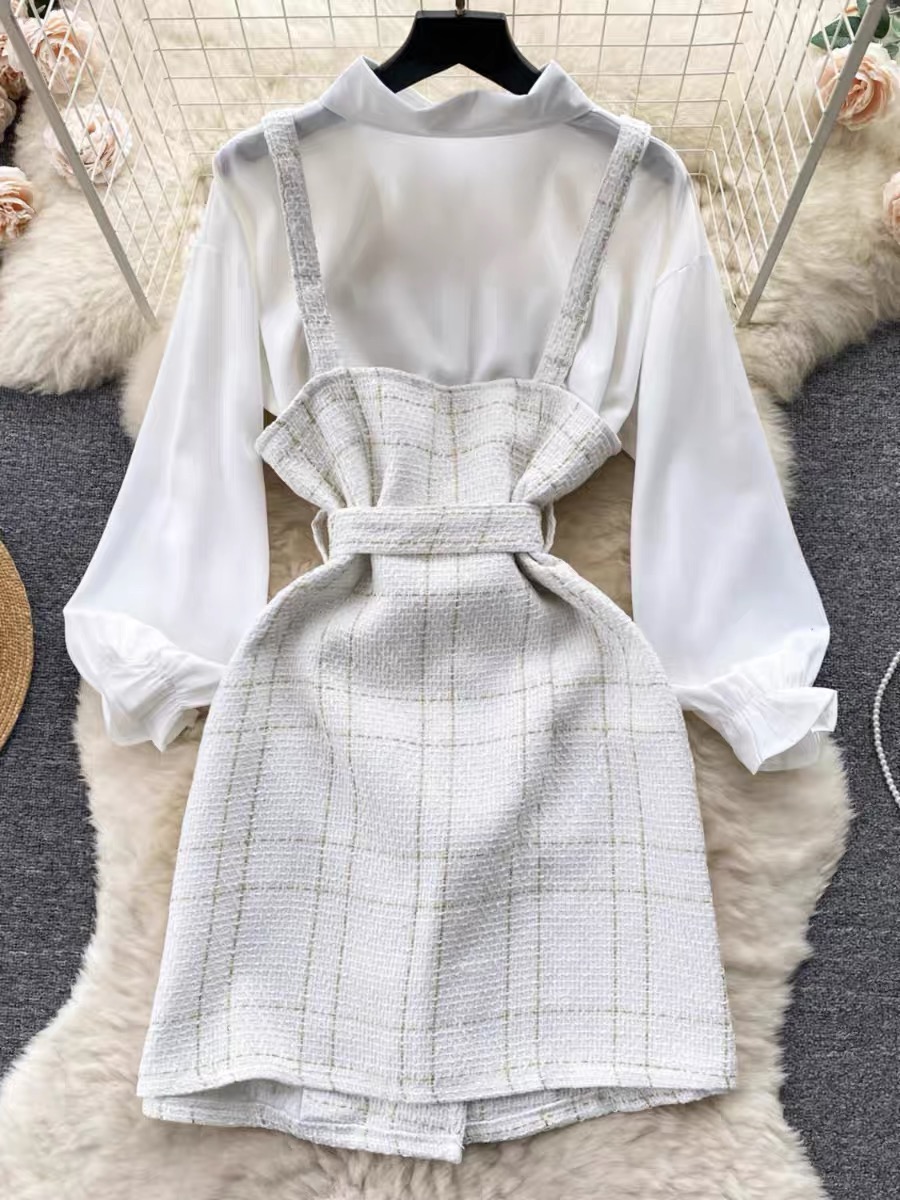 Living on the edge Scottish set TPZZ2512 image