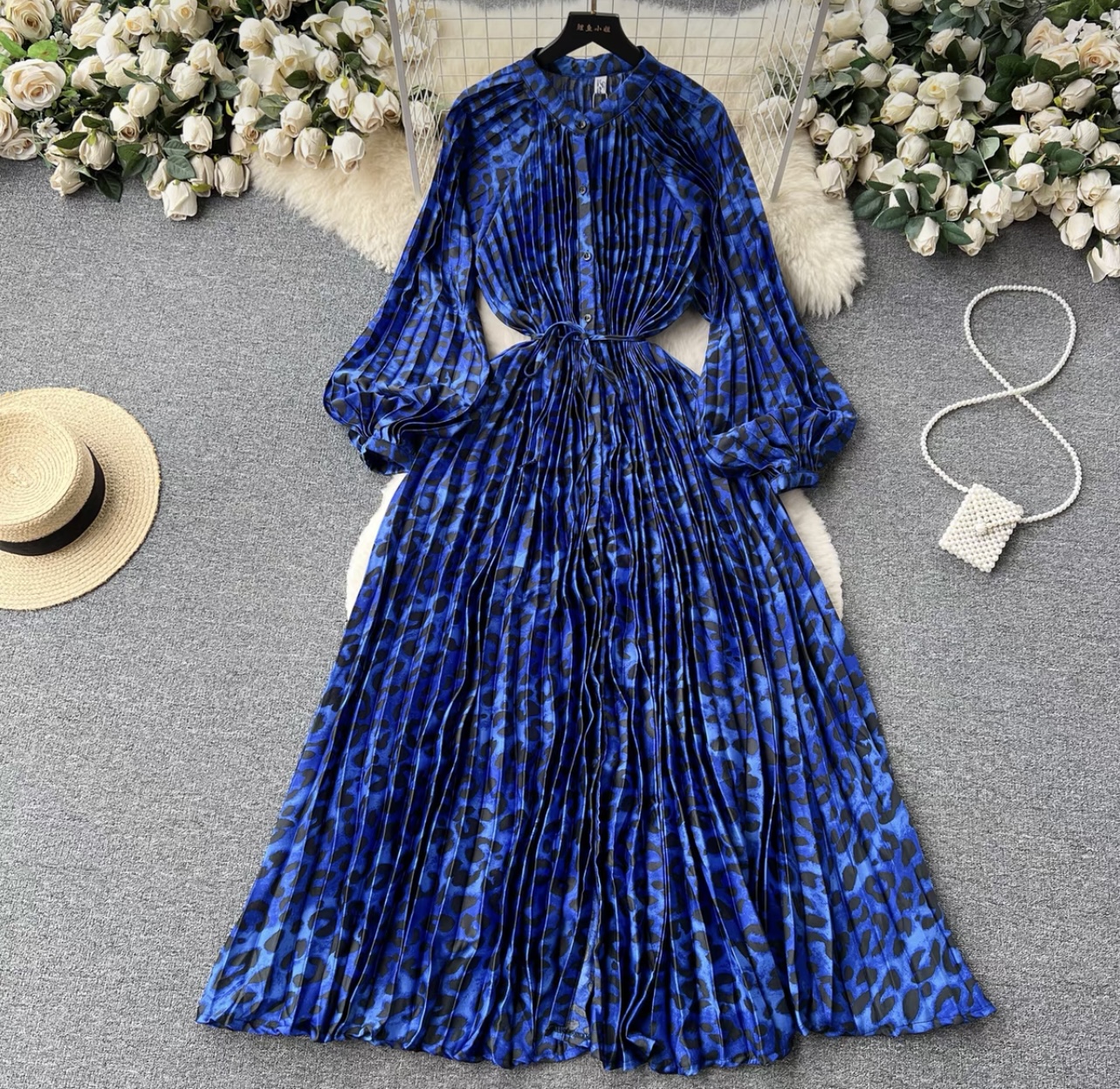 Cute but spoiled print dress FD215 image