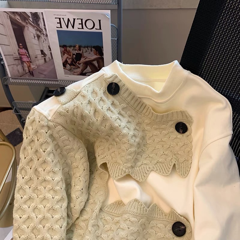 Warm for the night sweatshirt SSZZ359 image