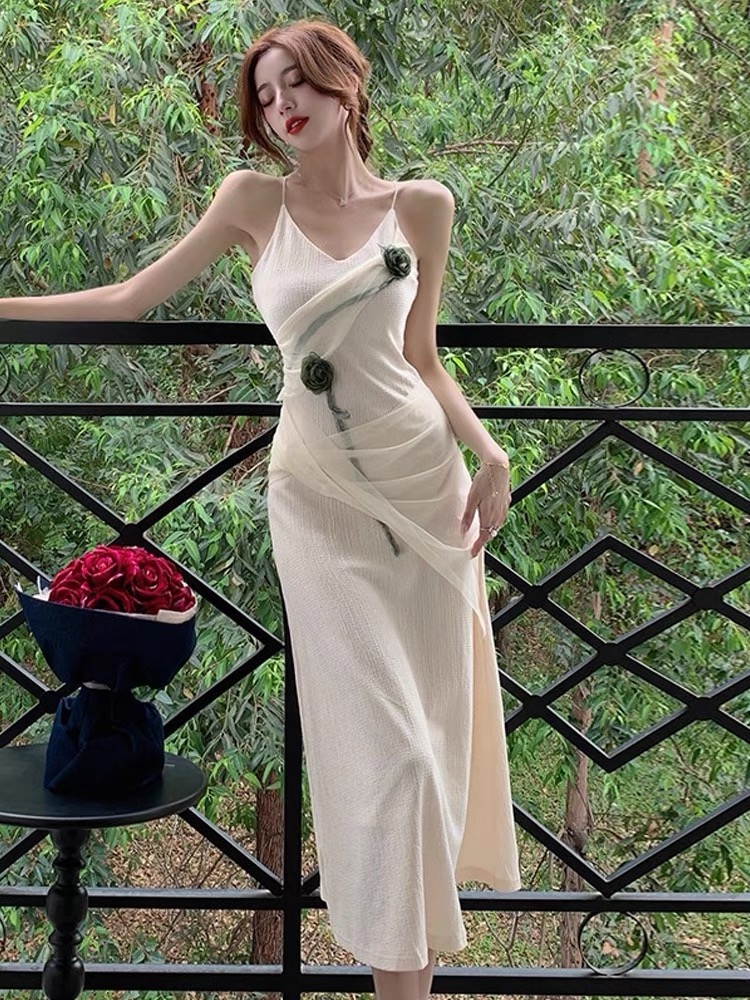 Midnight desire rose gown CD58 image