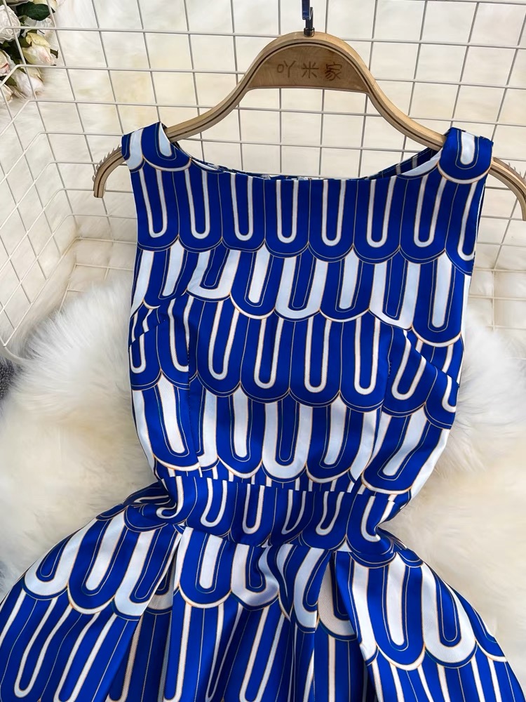 Summer staycation print dress CD298 image