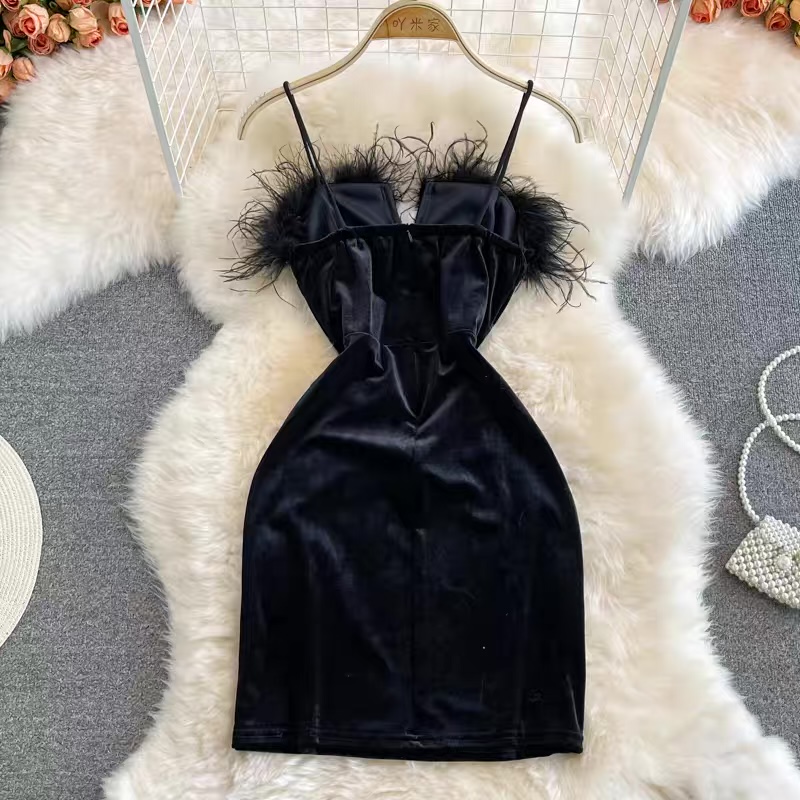 Feathery beauty mini gown CBC38 image