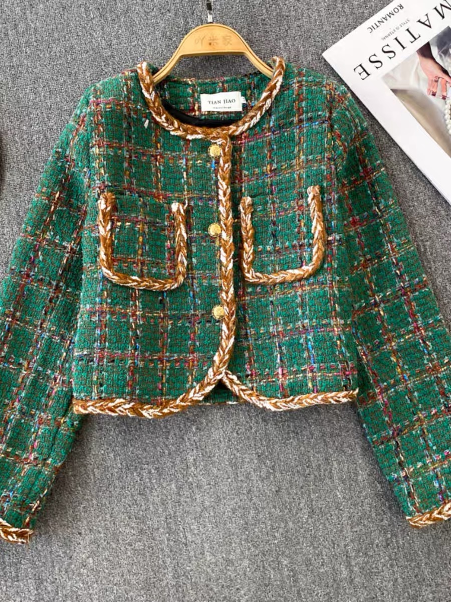 Warm and cozy royal coat BL129 image