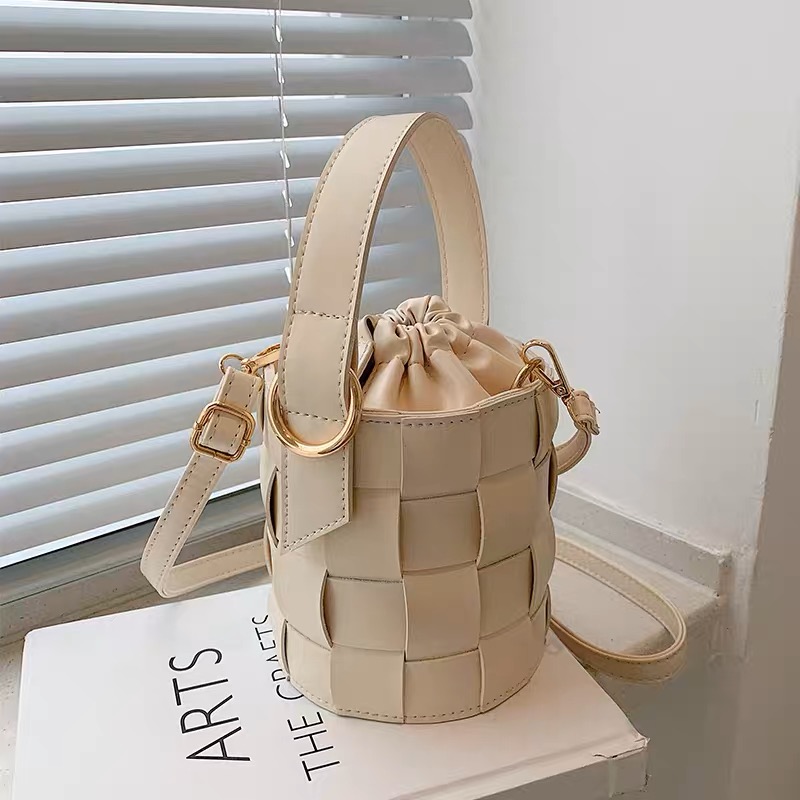 Pretty rose bag BG195