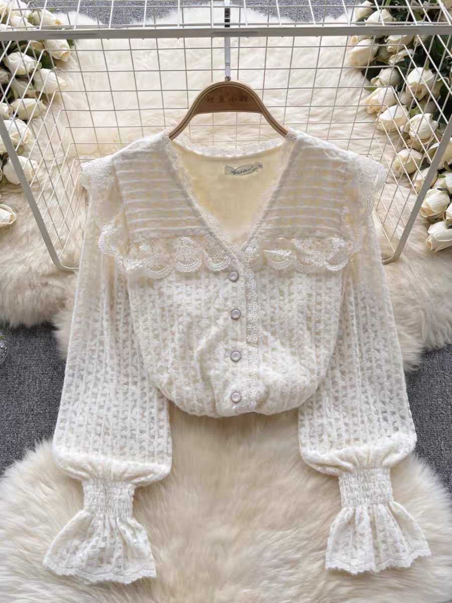 Sweet but sassy blouse BE227