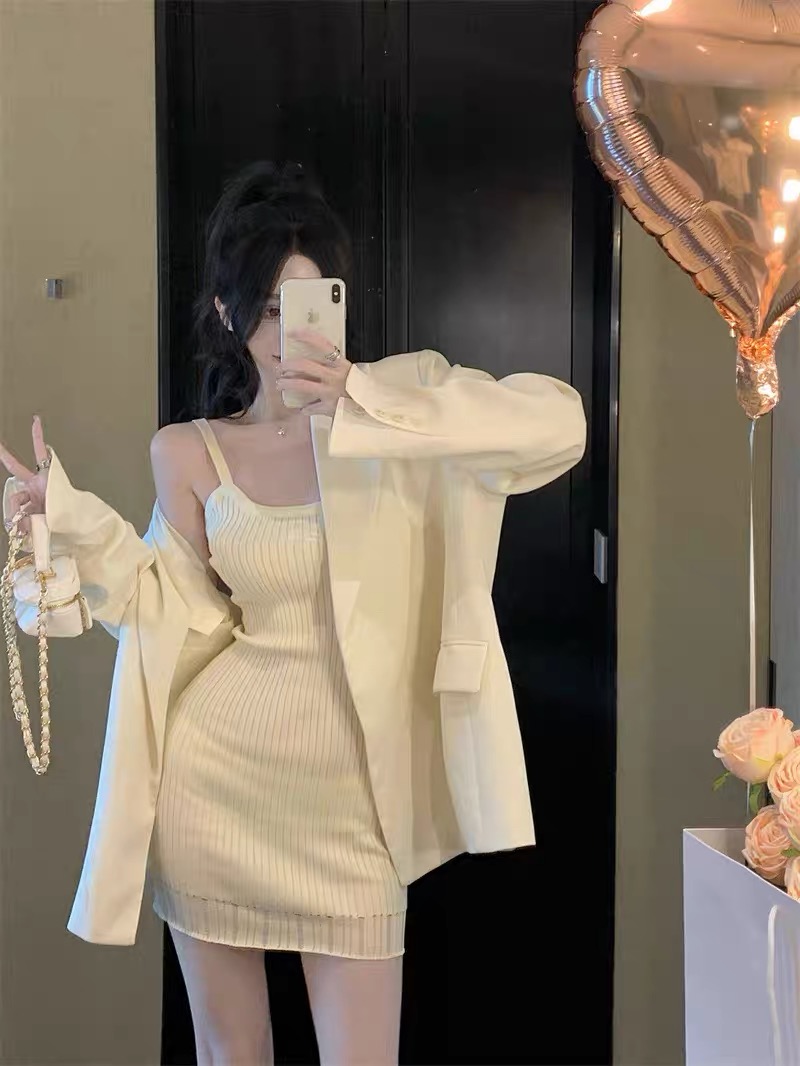 Millionaire baby gown KBC45 image