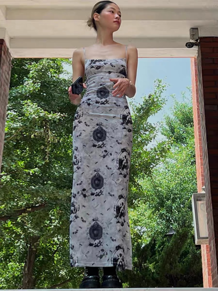 Running errands gown CBC147 image