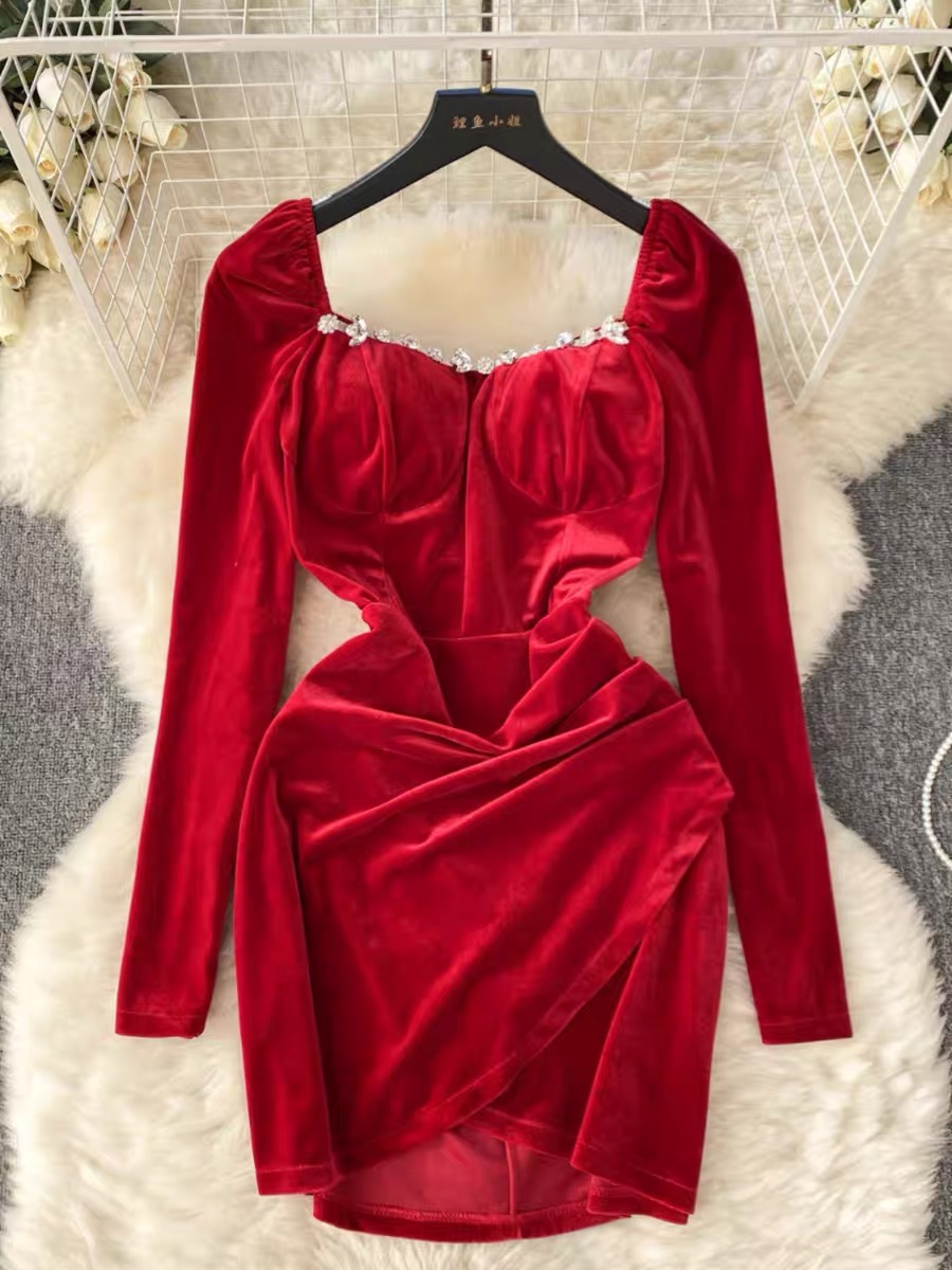 Relationship status single velvet dress CBC486 image