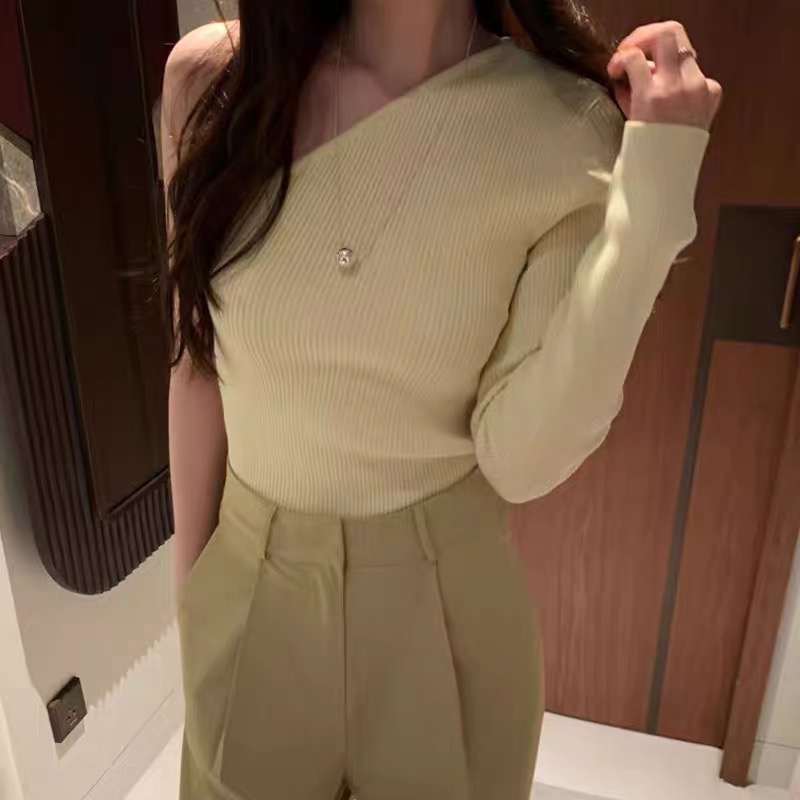 Take a sneak peek top TZZ2340 image