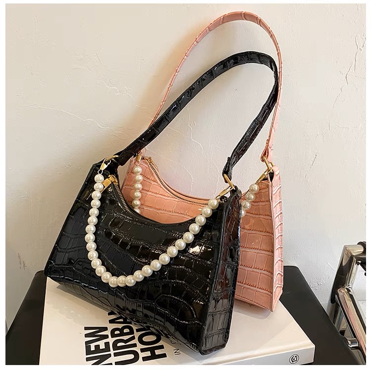 Take me out beaded bag BG189 image