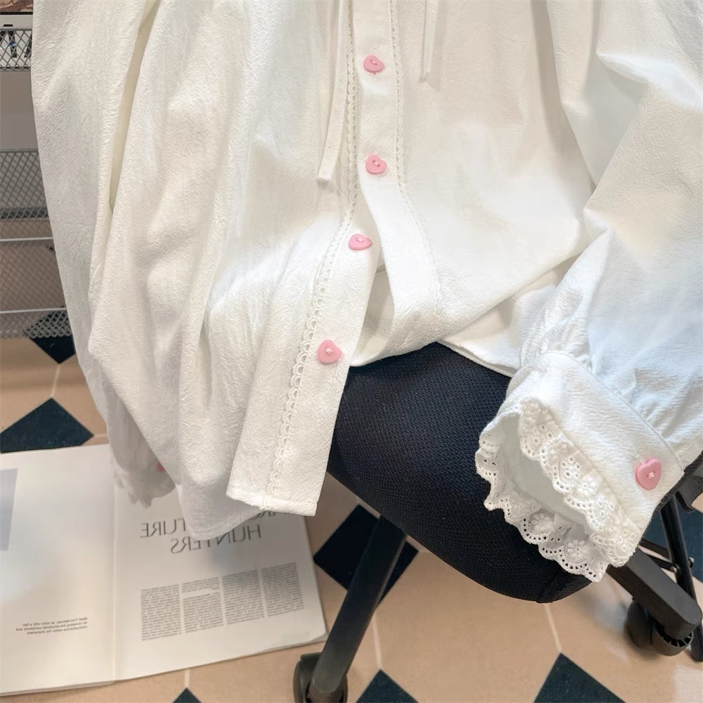 Not a stranger to fashion blouse BE141 image