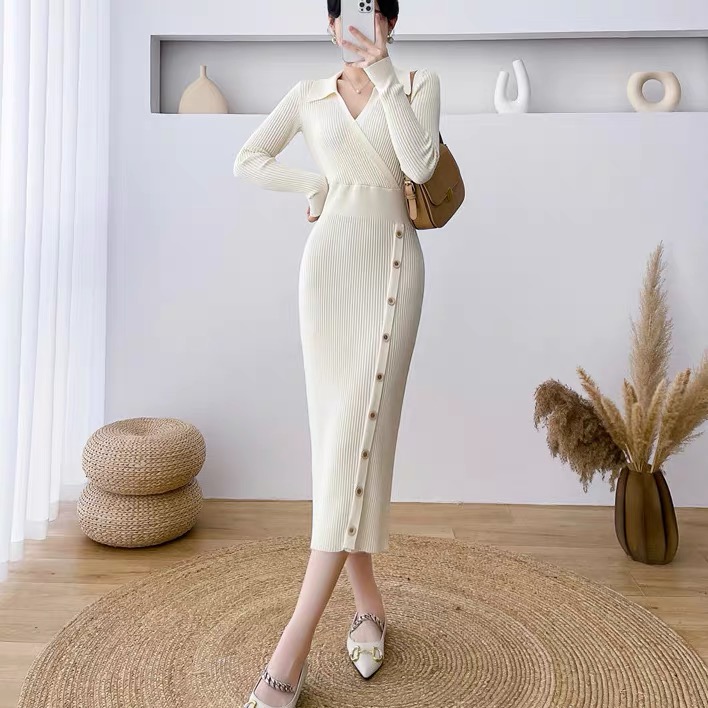 Grand gesture knitted gown KBC129 image