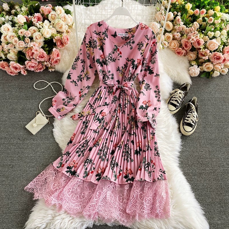 Ex marks the spot lace dress CD174 image