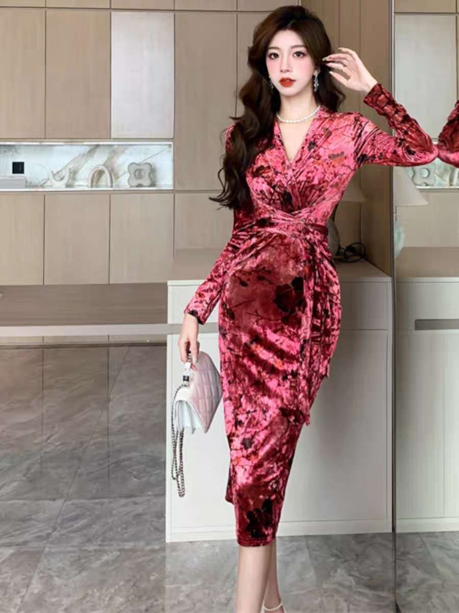 Fuzzy moments velvet dress CBC252 image