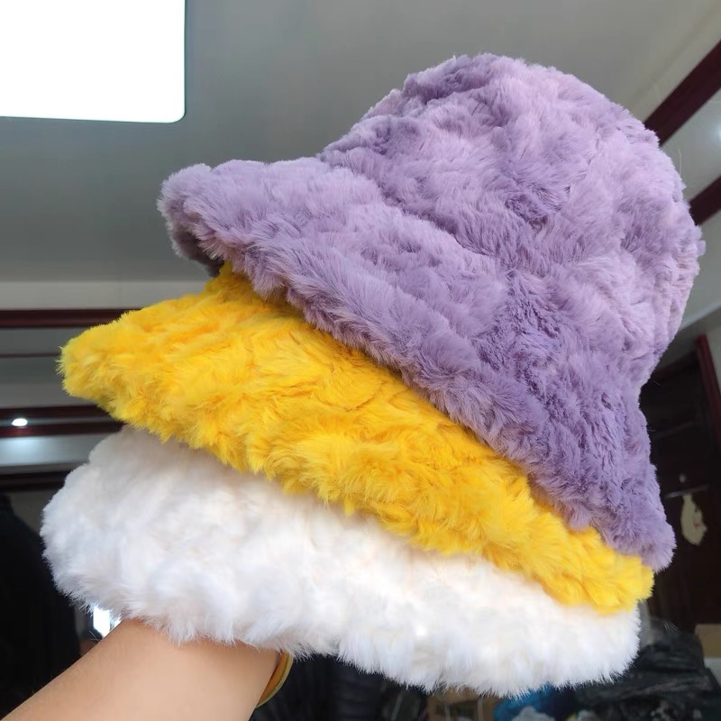 Fur days bucket hat HW132 image