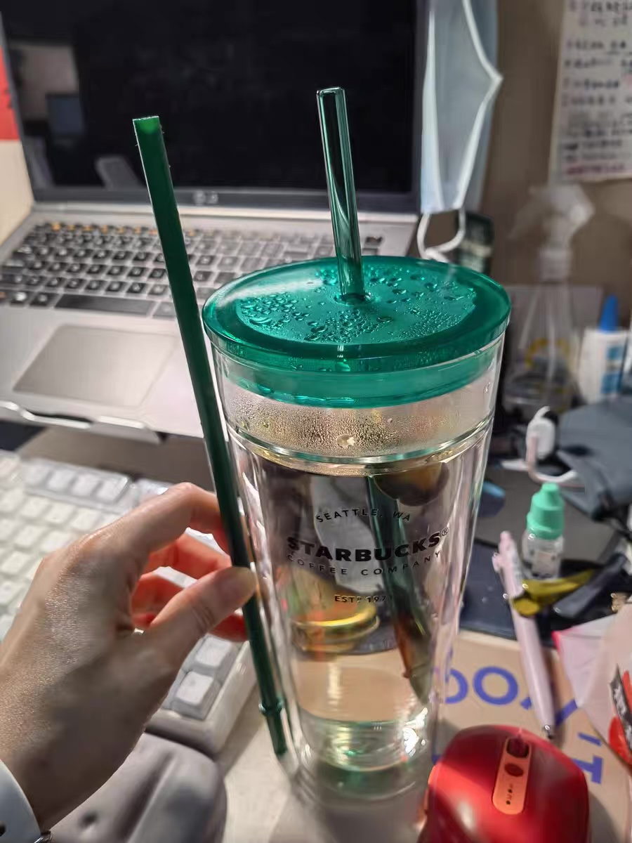 Luxury star bucks cup & straw 550ml CU108 image